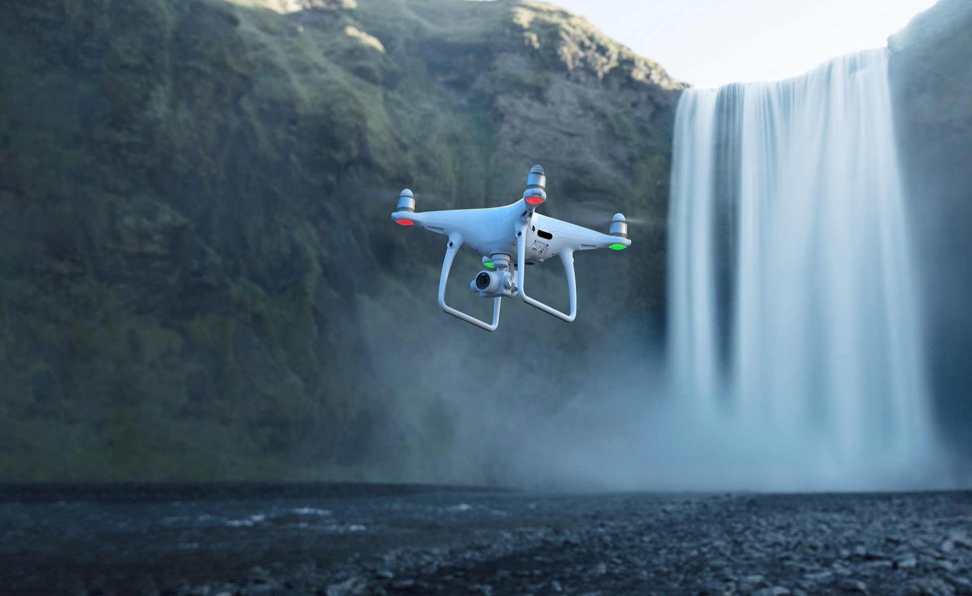 MLDSPOT 11 Drone Terbaik dan Tercanggih di Dunia, Wajib Kalian Miliki!