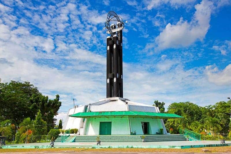 7 Tugu Terkenal di Indonesia Dijadikan Spot ikonik